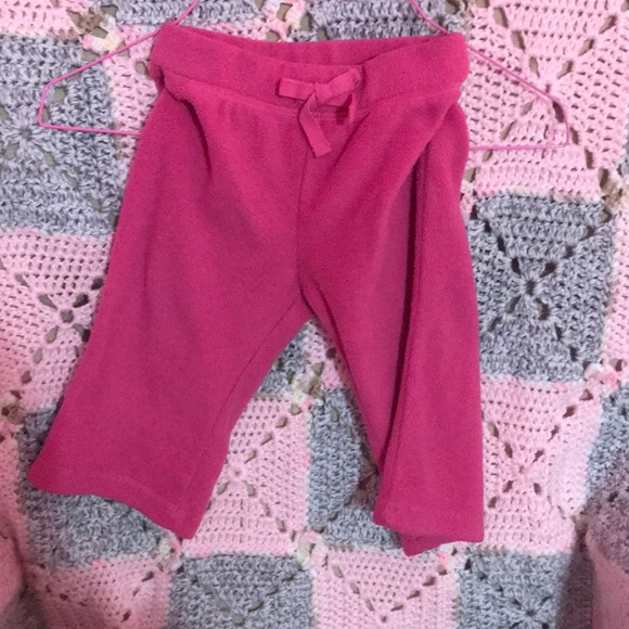 Children's Place sweatshirt & pants set - Picture 3 of 4